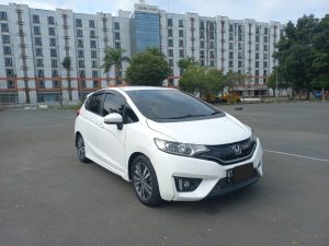 HONDA/ JAZZ 1.5 RS CVT/ 2015