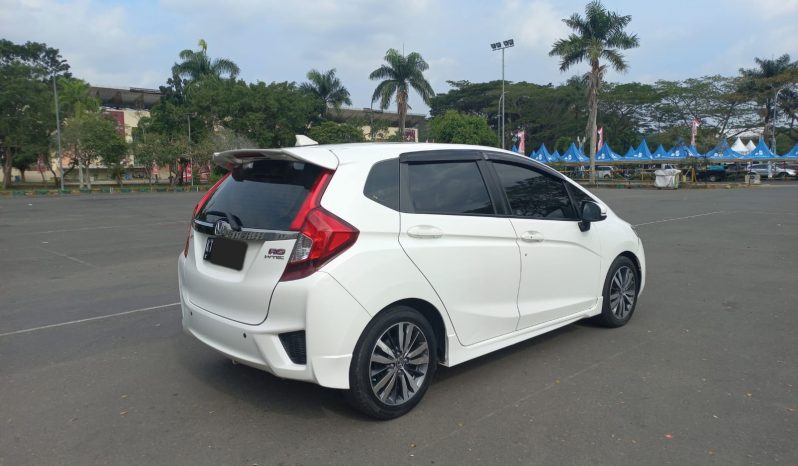 
								JAZZ 1.5 RS CVT full									