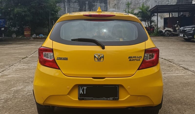 
								HONDA BRIO 1.2 E CVT full									