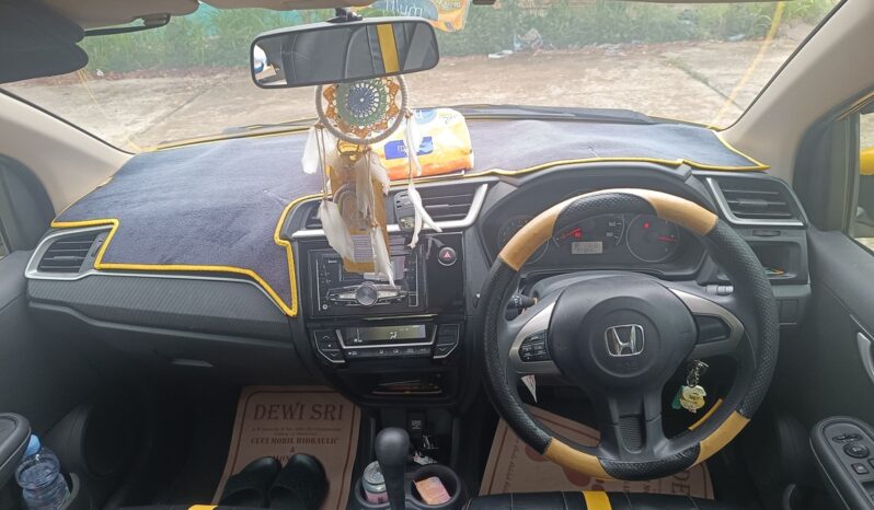 
								HONDA BRIO 1.2 E CVT full									