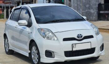 YARIS 1.5 E AT (2013)