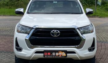 TOYOTA HILUX DOUBLE CABIN 2.4 G MT 4×4