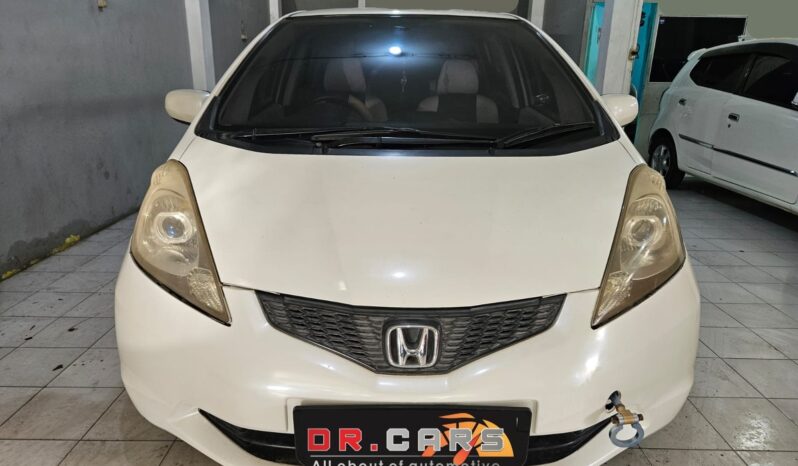 
								HONDA JAZZ 1.5 S MT full									
