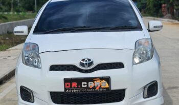 
									TOYOTA YARIS 1.5 E AT full								