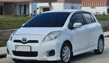 
									TOYOTA YARIS 1.5 E AT full								