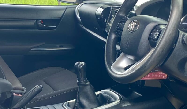 
								TOYOTA HILUX DOUBLE CABIN 2.4 G MT 4×4 full									