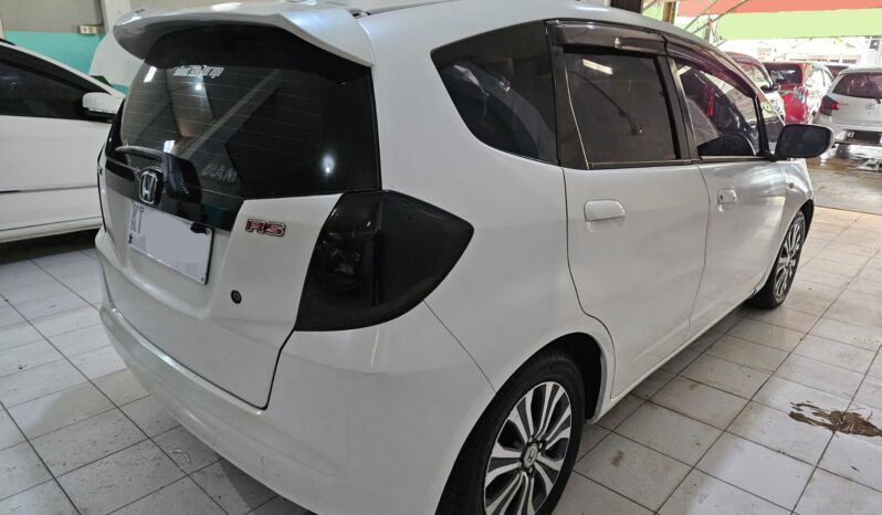 
								HONDA JAZZ 1.5 S MT full									