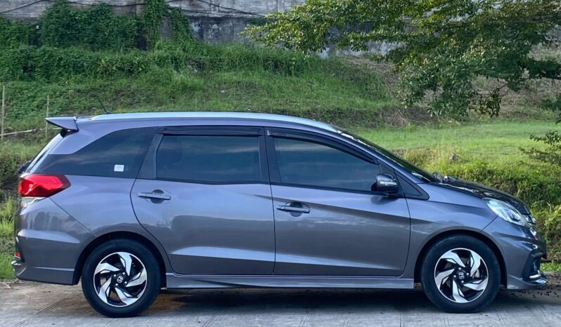 
								HONDA MOBILIO 1.5 RS CVT full									