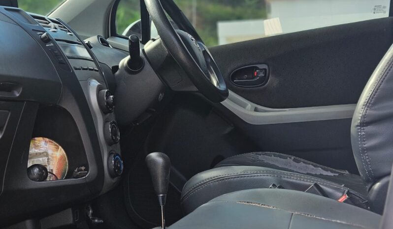 
								TOYOTA YARIS 1.5 E AT full									