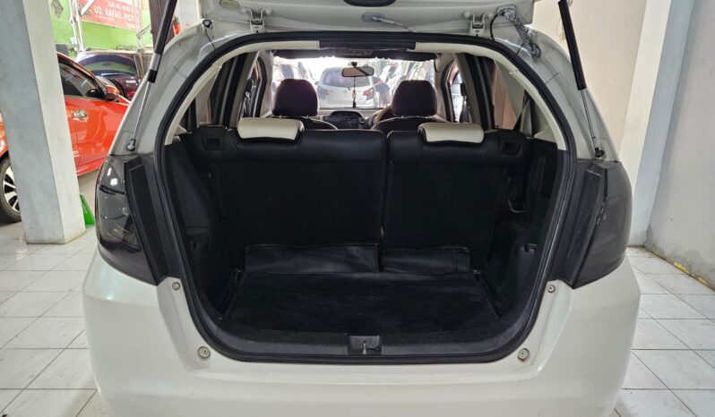 
								HONDA JAZZ 1.5 S MT full									
